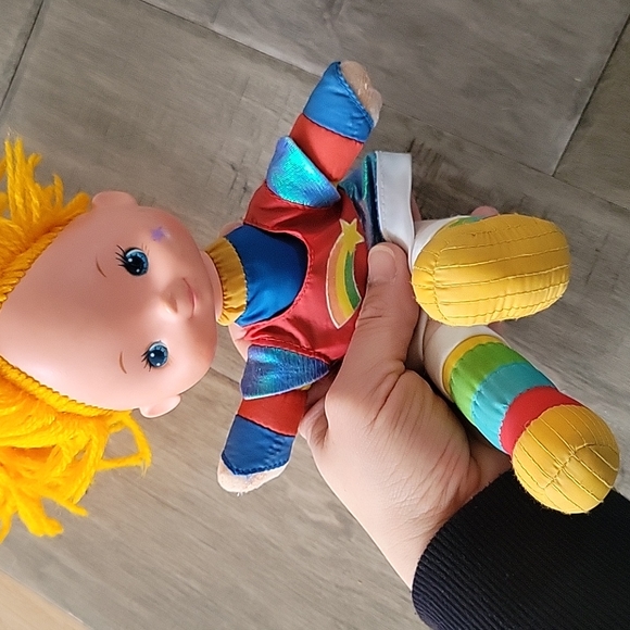 Vintage 1983 Rainbow Bright 12' Doll by Hallmark - Picture 4 of 7